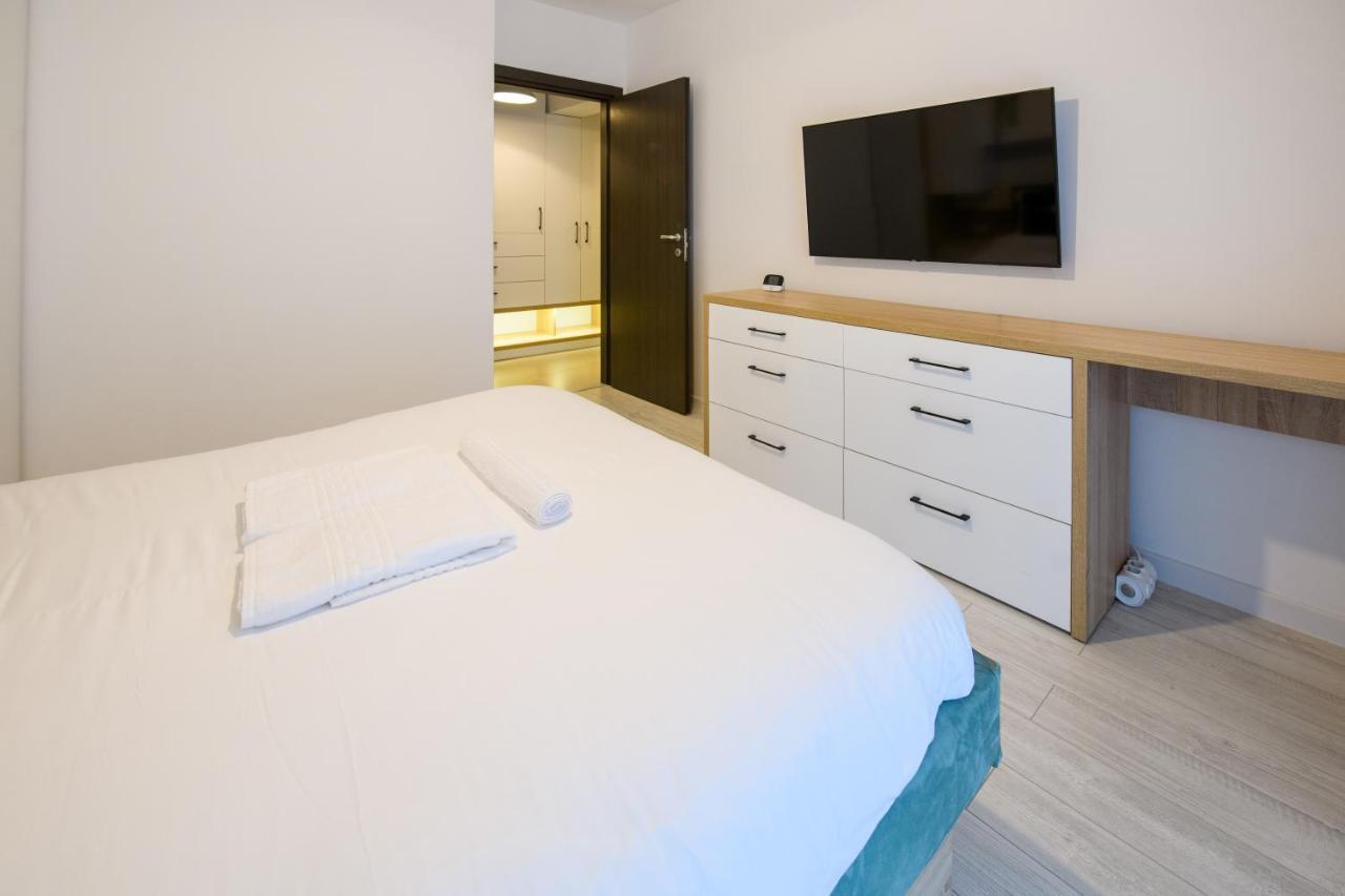 SmartConceptLiving Plaza Apartment Bucureşti Exterior foto